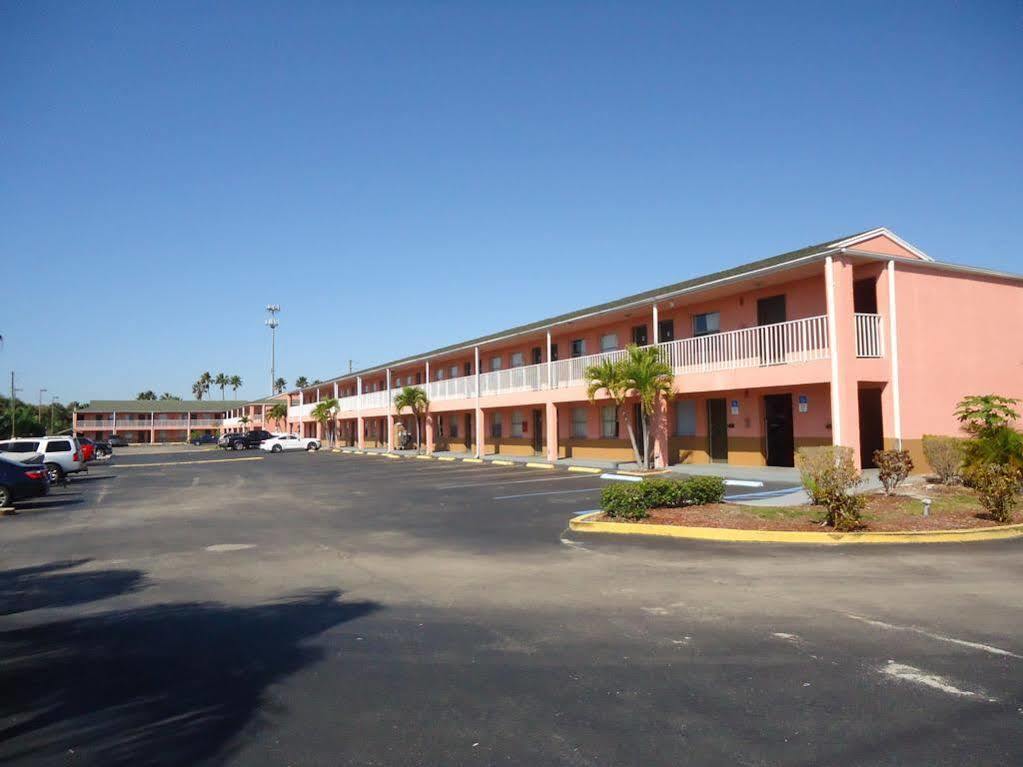 Flamingo Motel Okeechobee Zewnętrze zdjęcie